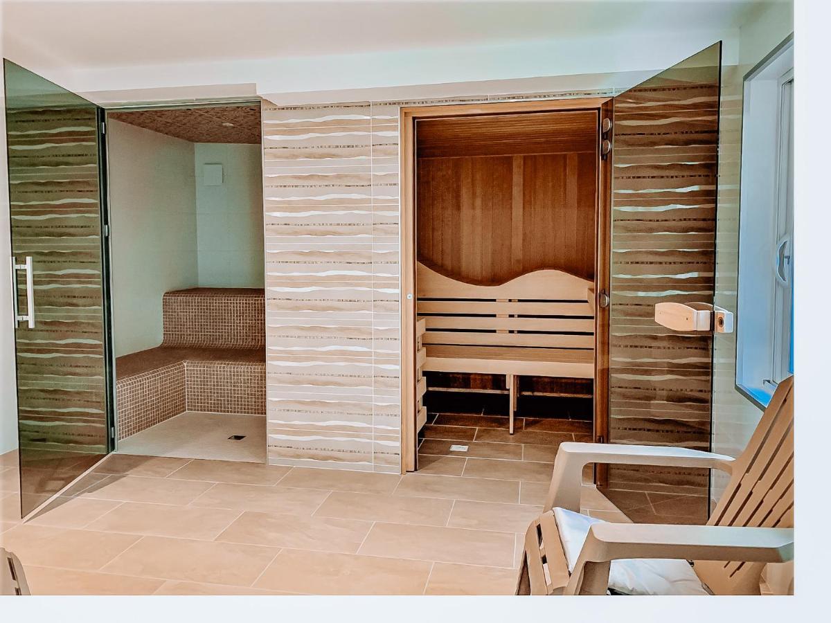 Hotel Le Rivage Vue Sur Mer - シャトライヨン・プラージュ エクステリア 写真