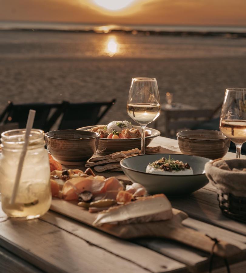 Hotel Le Rivage Vue Sur Mer - シャトライヨン・プラージュ エクステリア 写真